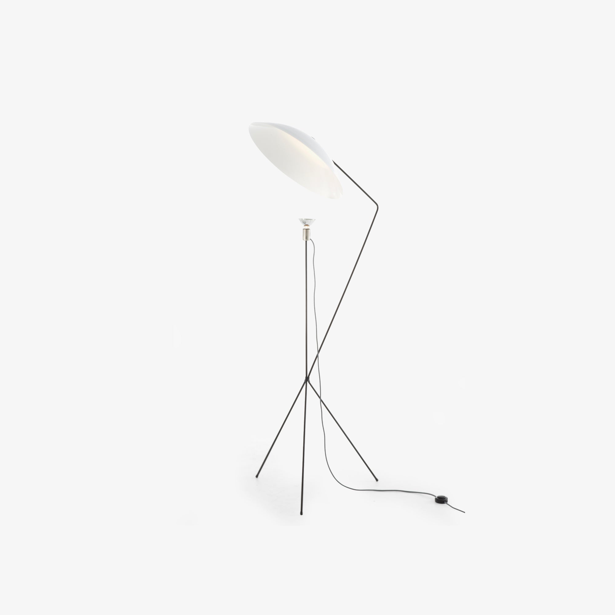 LAMPARA DE PIE SOLVEIG 110V