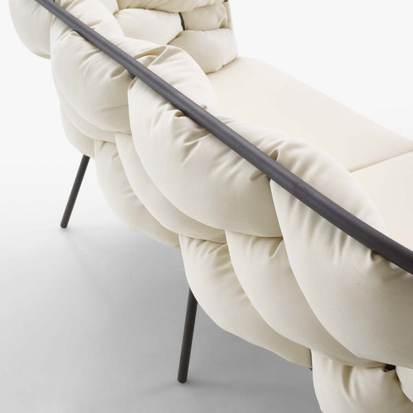 Serpentine Loveseat ecru / charcoal structure