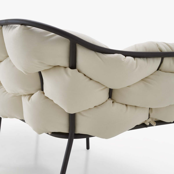 Serpentine Loveseat ecru / charcoal structure