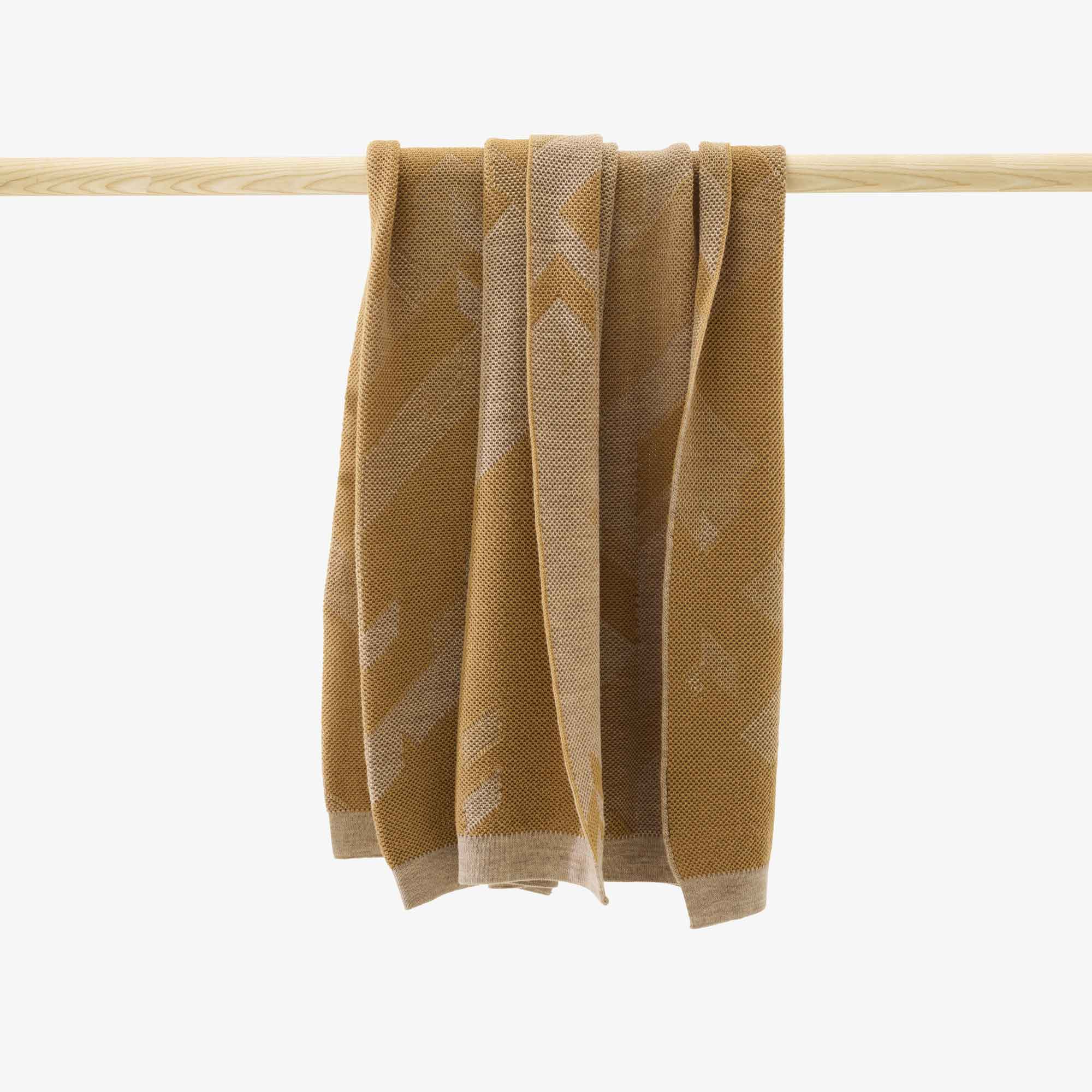 PLAID CAMEL CILOS 150 X 170 100% LAINE