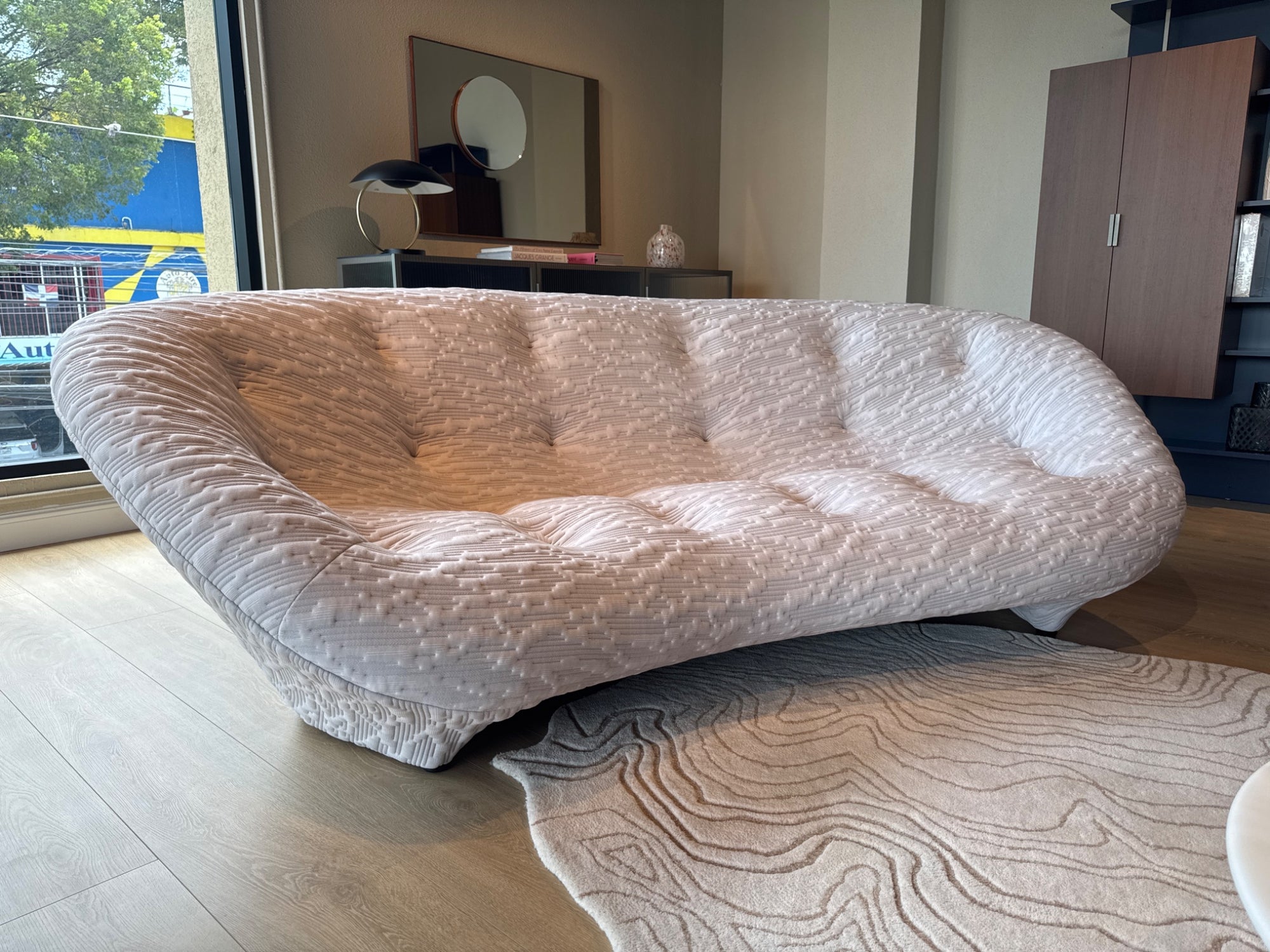 SOFA 3 PL RESP ALTO PLOUM RESPALDO ALTO SEA NACRE 1101